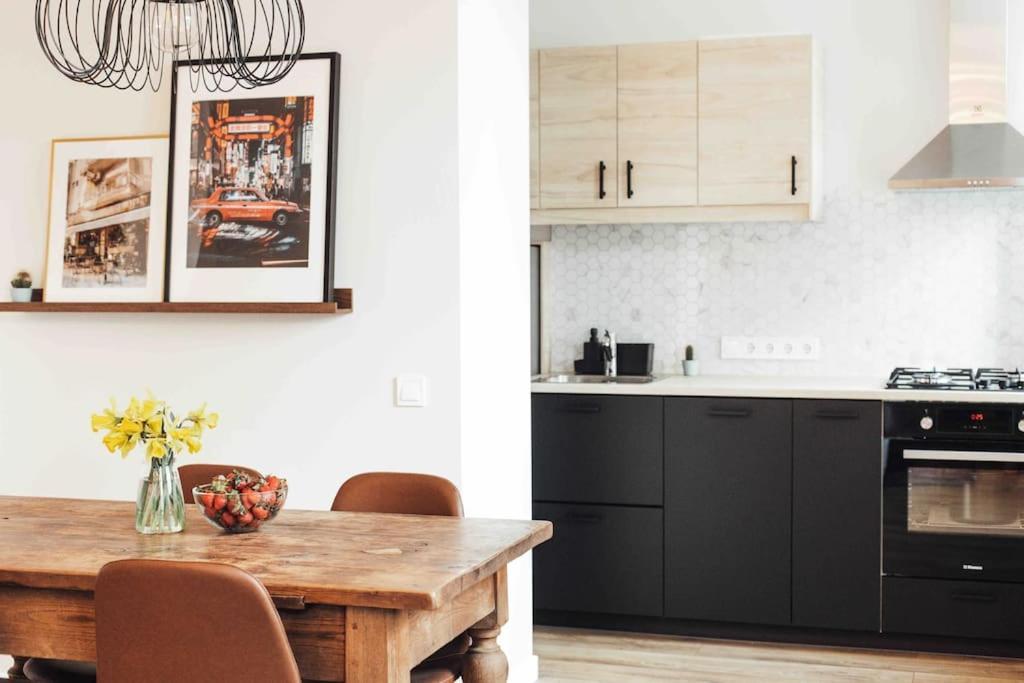 Avotu New And Cozy Place Рига Екстериор снимка